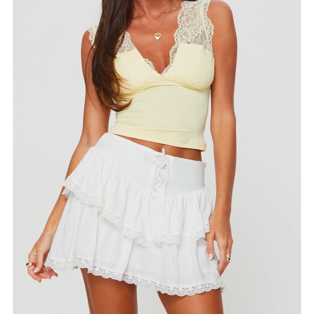 NWT Princess Polly White Mini Skirt